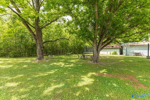 284 Brockway Road, Owens Cross Roads, AL 35763