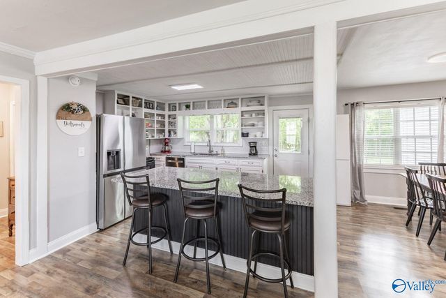 284 Brockway Road, Owens Cross Roads, AL 35763