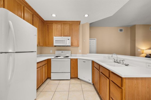 921 BEGONIA ROAD 203, Celebration, FL 34747