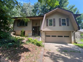 1702 Wembleton Drive, Jonesboro, AR 72401