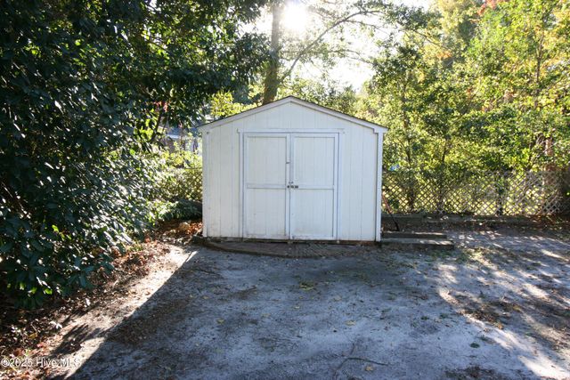 502 Brookforest Road, Wilmington, NC 28409