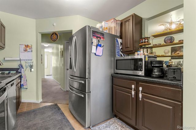 16107 Terrace Village Drive, Taylor, MI 48180