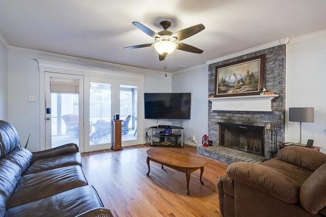6338 Alta Oaks Drive, Garland, TX 75043