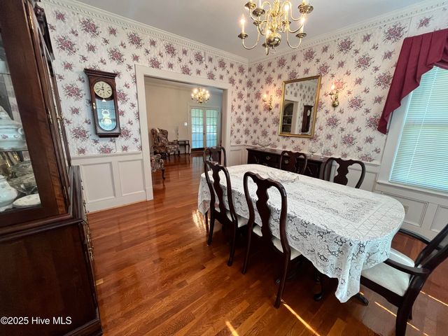 109 W Wyche Street, Whiteville, NC 28472