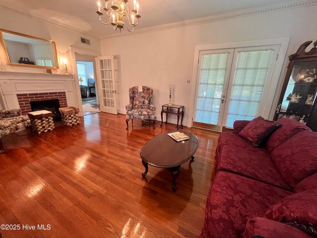 109 W Wyche Street, Whiteville, NC 28472