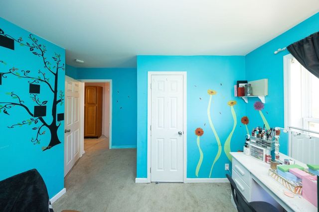 14 Sherburne Ave, Worcester, MA 01606