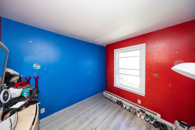 14 Sherburne Ave, Worcester, MA 01606