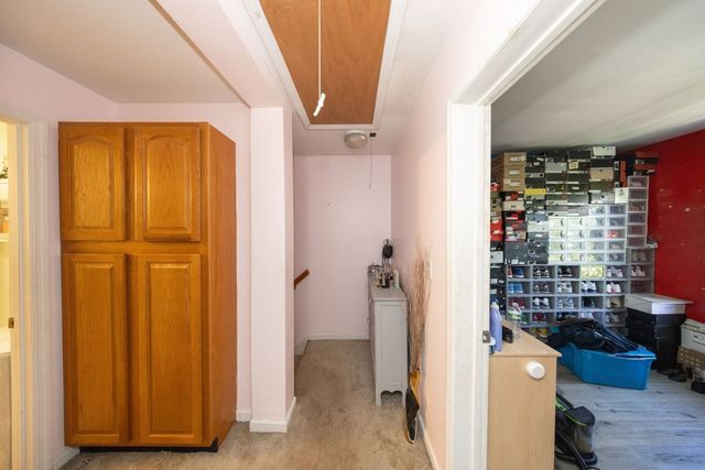 14 Sherburne Ave, Worcester, MA 01606