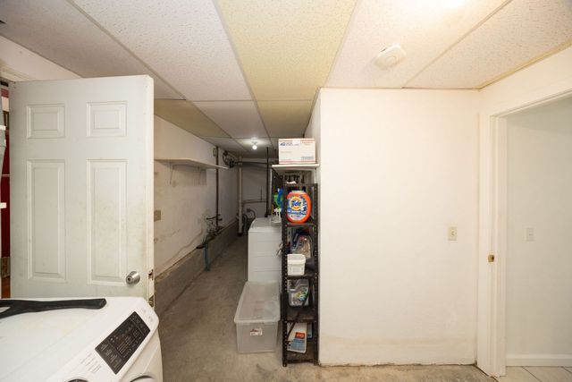 14 Sherburne Ave, Worcester, MA 01606