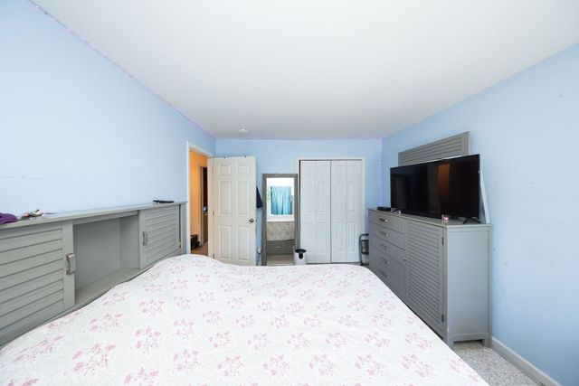 14 Sherburne Ave, Worcester, MA 01606