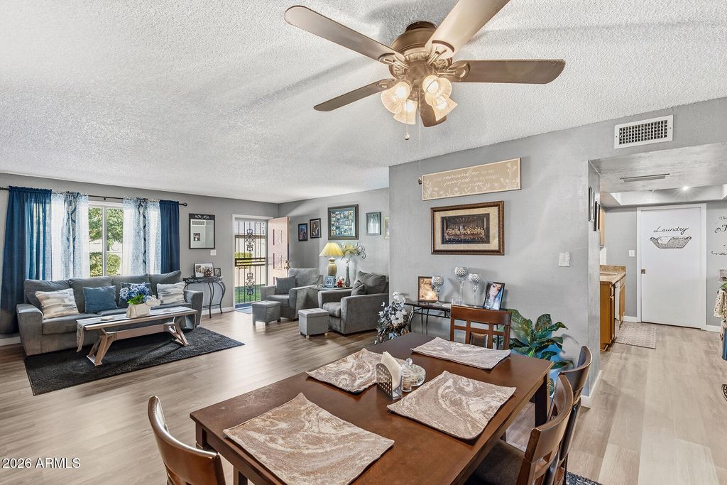 2014 W HIGHLAND Avenue, Phoenix, AZ 85015 — photo 4