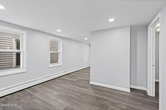 254 3rd Avenue, Troy, NY 12182