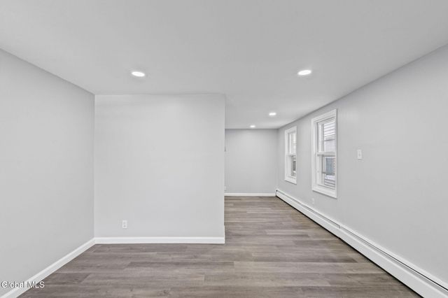 254 3rd Avenue, Troy, NY 12182
