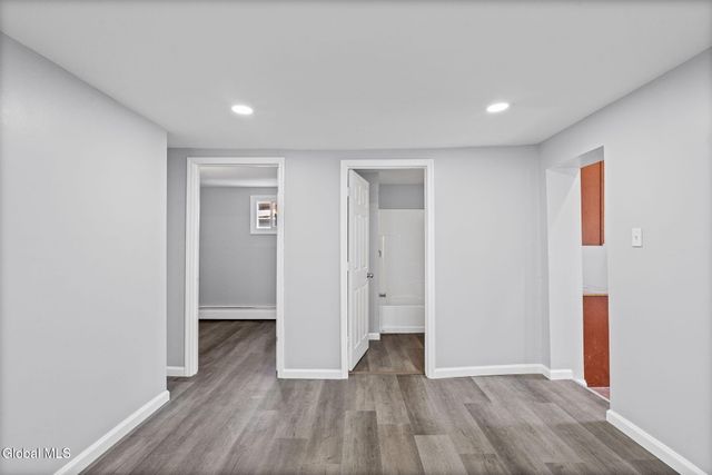 254 3rd Avenue, Troy, NY 12182