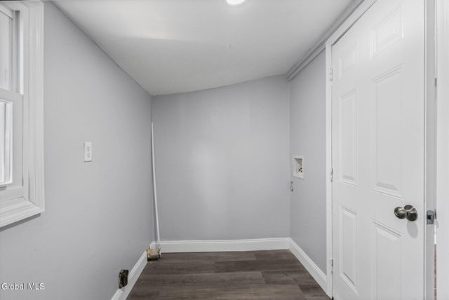 254 3rd Avenue, Troy, NY 12182