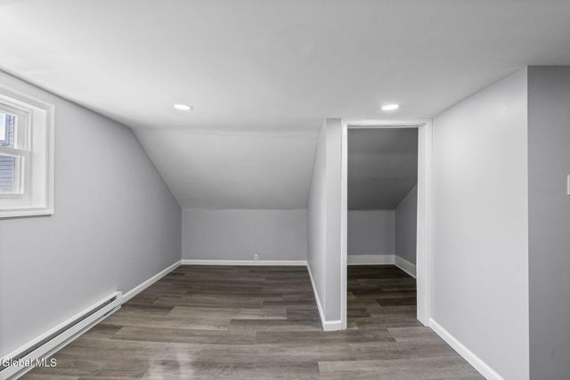 254 3rd Avenue, Troy, NY 12182