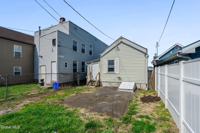 254 3rd Avenue, Troy, NY 12182