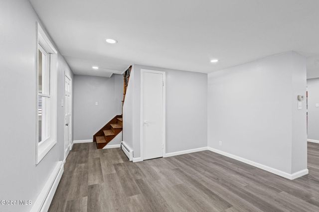 254 3rd Avenue, Troy, NY 12182