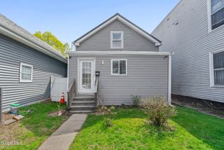 254 3rd Avenue, Troy, NY 12182