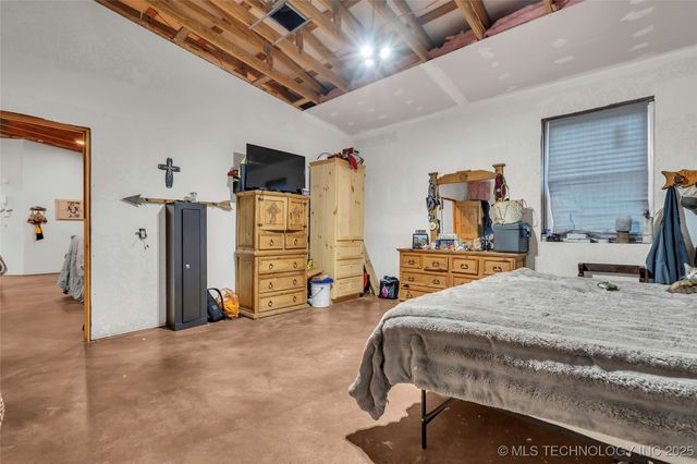 5622 Otis Road, Sulphur, OK 73086