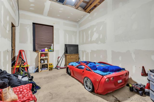 5622 Otis Road, Sulphur, OK 73086