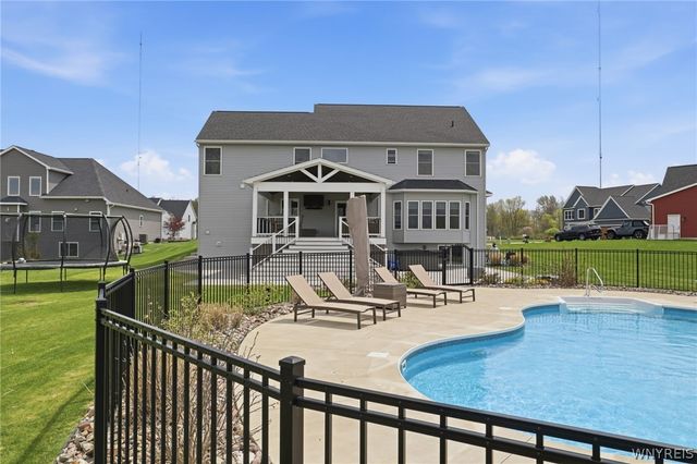85 Windham Court, Grand Island, NY 14072