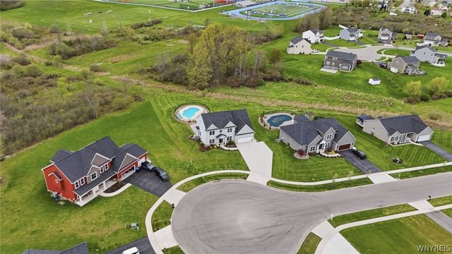 85 Windham Court, Grand Island, NY 14072