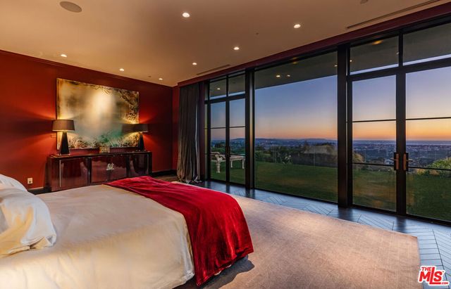 610 Arkell Drive, Beverly Hills, CA 90210