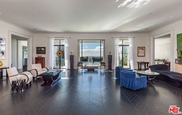 610 Arkell Drive, Beverly Hills, CA 90210