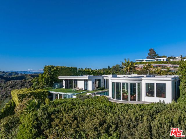 610 Arkell Drive, Beverly Hills, CA 90210