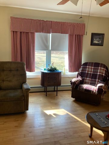 1741 Route 197 Route, Woodstock, CT 06281