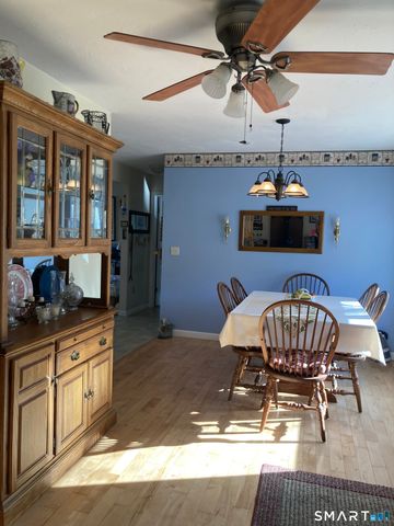 1741 Route 197 Route, Woodstock, CT 06281