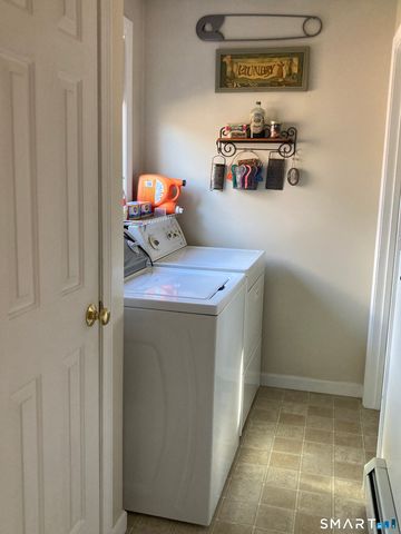 1741 Route 197 Route, Woodstock, CT 06281