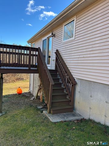 1741 Route 197 Route, Woodstock, CT 06281