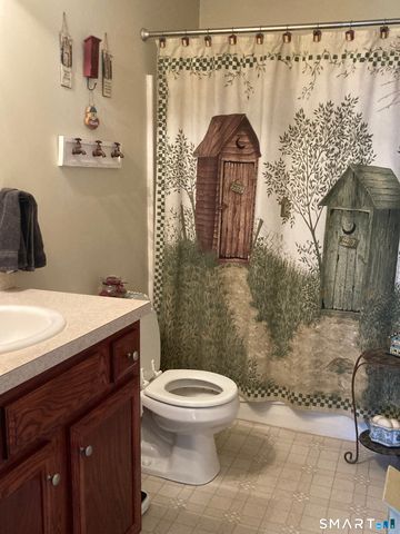 1741 Route 197 Route, Woodstock, CT 06281