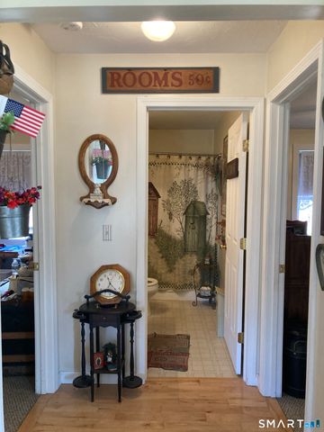 1741 Route 197 Route, Woodstock, CT 06281