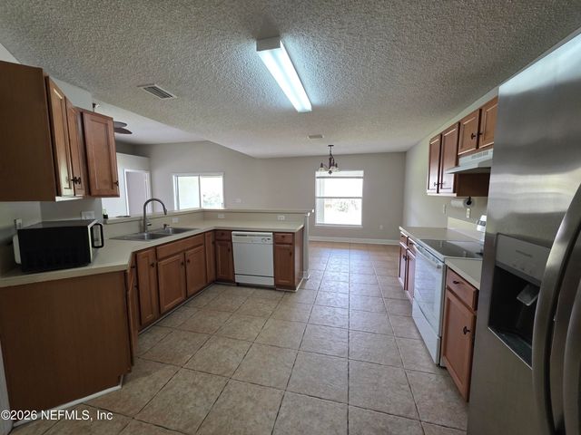 3751 LONGLEAF FOREST Lane, Jacksonville, FL 32210