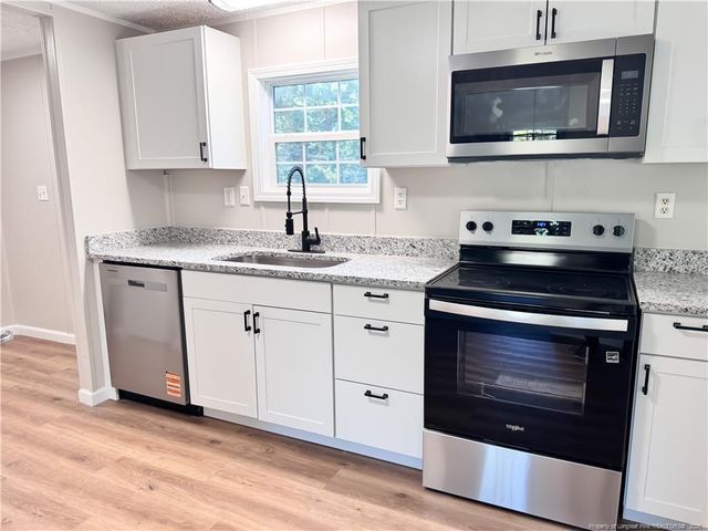 106 Peppertree Lane, Raeford, NC 28376