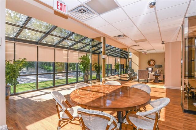 1101 N Elm Street 903, Greensboro, NC 27401