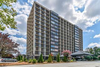1101 N Elm Street 903, Greensboro, NC 27401