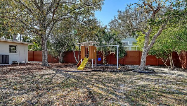 5019 STEVENS DRIVE, Sarasota, FL 34234