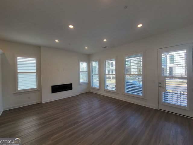 111 Pearl Street, Woodstock, GA 30188