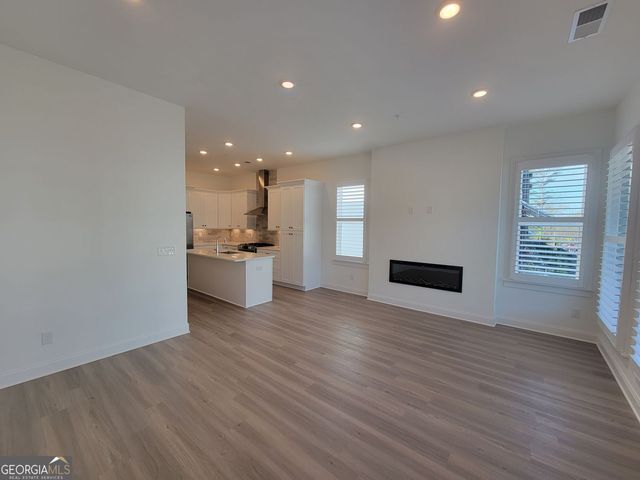 111 Pearl Street, Woodstock, GA 30188