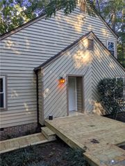 1506 Unison Dr, Midlothian, VA 23113