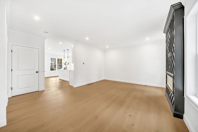 57 Raymond Street 2, Franklin, MA 02038