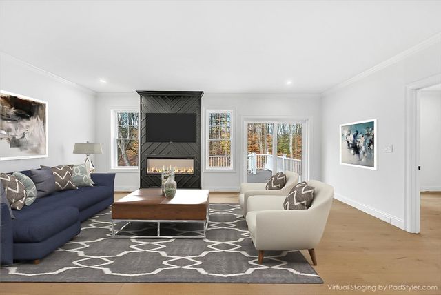 57 Raymond Street 2, Franklin, MA 02038