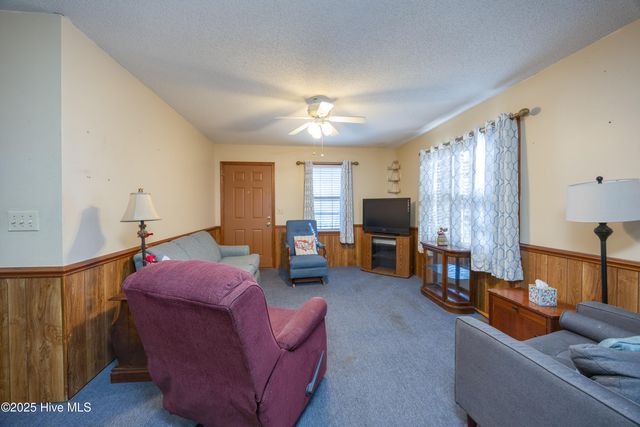 113 Jefferson Street A, Clinton, NC 28328