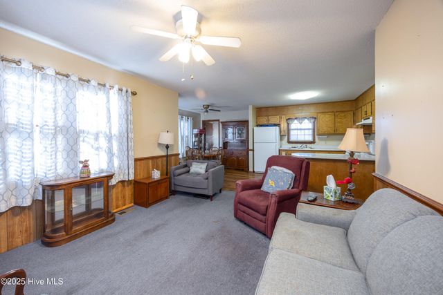 113 Jefferson Street A, Clinton, NC 28328