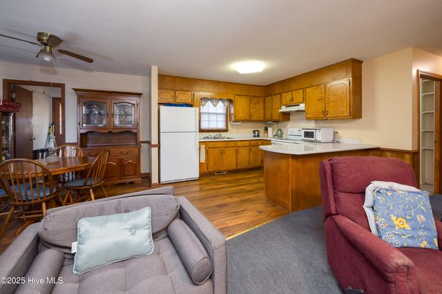 113 Jefferson Street A, Clinton, NC 28328