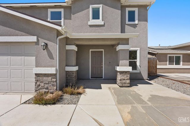 6200 Whaleback Avenue, Bakersfield, CA 93313